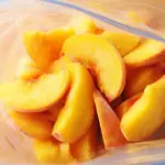 How to Freeze Peaches