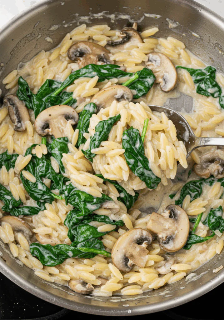 Creamy Spinach and Mushroom Orzo
