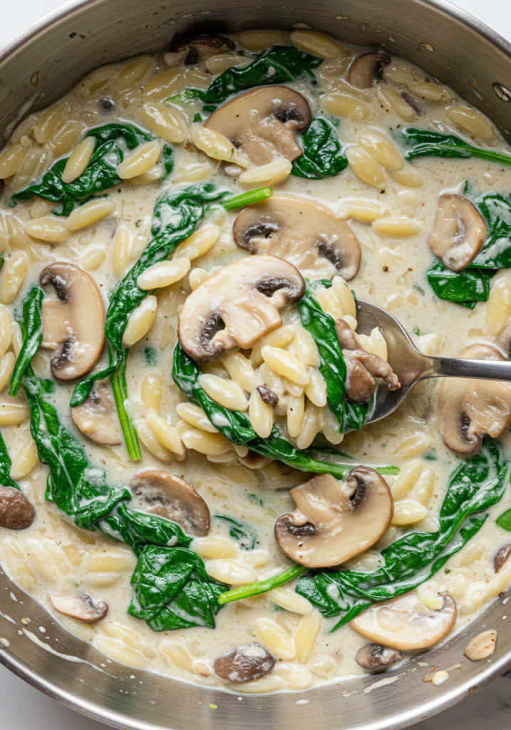 Creamy Spinach and Mushroom Orzo