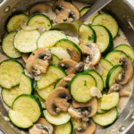 Low-Carb Sautéed Zucchini with Mushroom