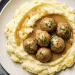 One Pot Mashed Potatoes with Meatballs & Gravy